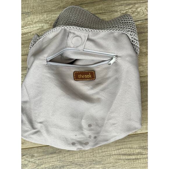 The Sak Hobo 120 Bag Shoulder Knit Gray Taupe Magnetic Fly Purse Hand-Crochet - Picture 4 of 4